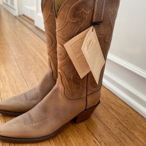 Lucchese size 7.5 never worn NWT cowboy boots!